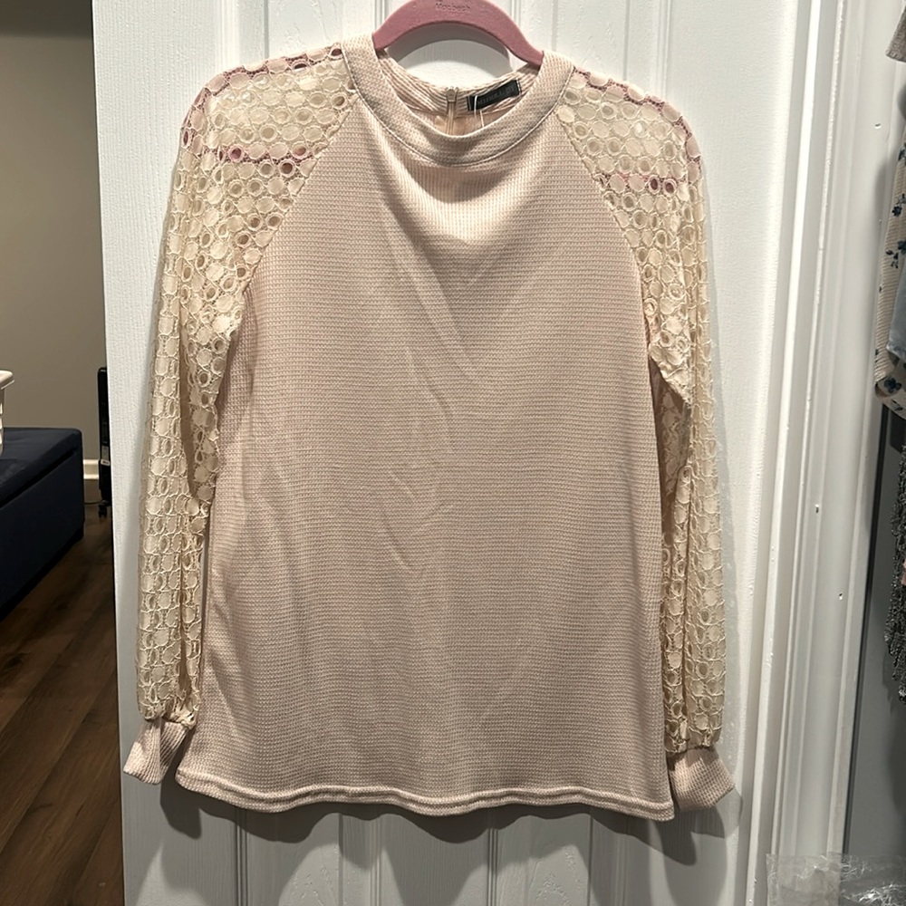 Cream colored waffle knit top size S NWT